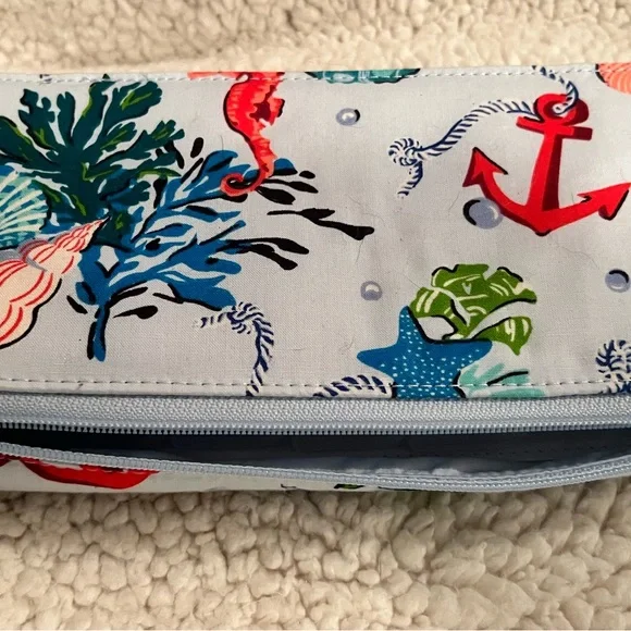 Vera Bradley Accessories - Picture 11 of 16